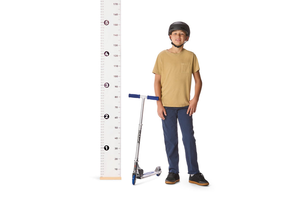 Kick Scooter for Kids - Lightweight, Foldable, Aluminum Frame, Adjustable Handlebars Y36140