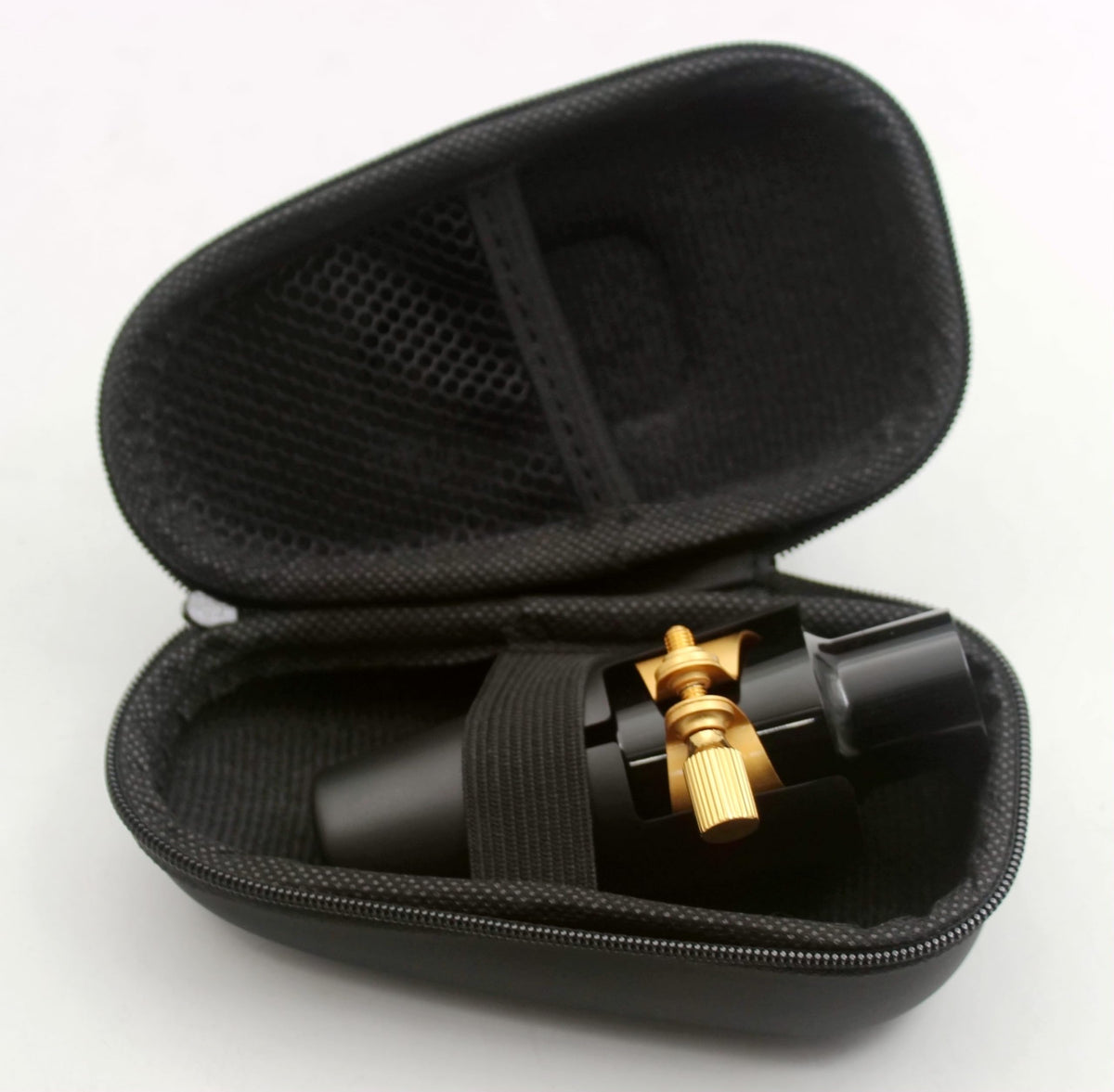 Saxophone Hard Rubber Mouthpiece with Ligature and Cap A4762