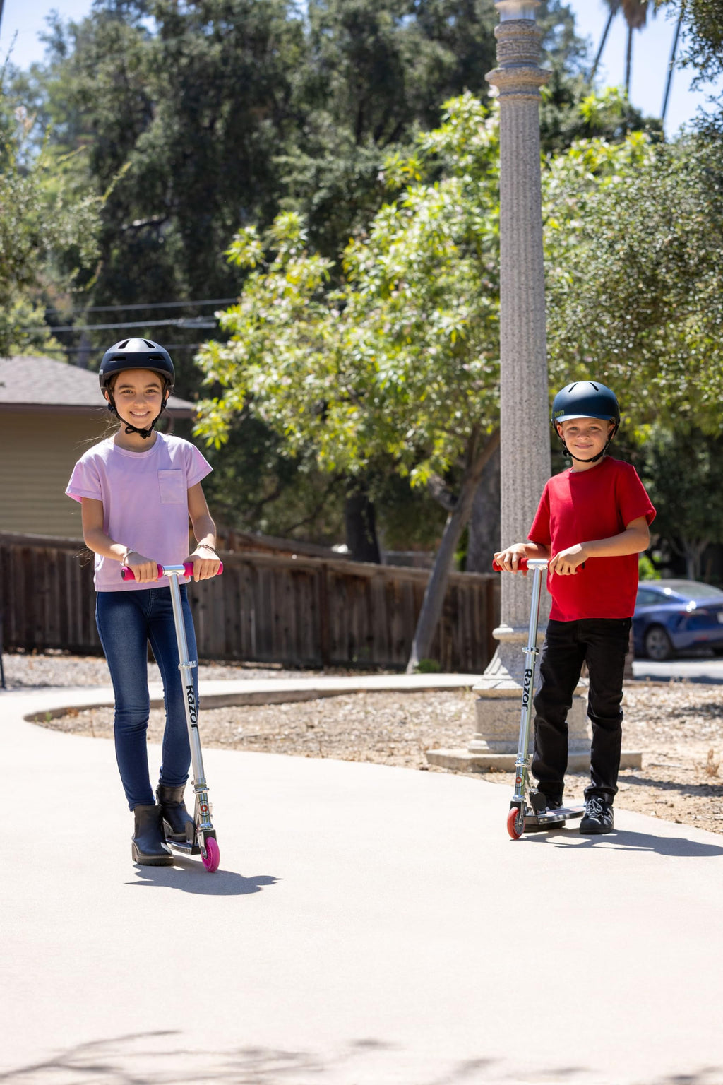 Kick Scooter for Kids - Lightweight, Foldable, Aluminum Frame, Adjustable Handlebars Y36140