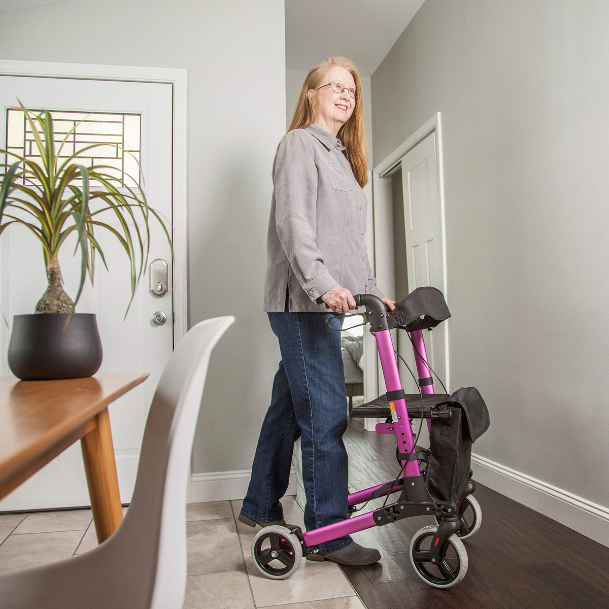 Adjustable Rollator with Seat and Backrest R661148